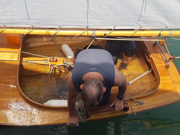 Catboat plein d eau