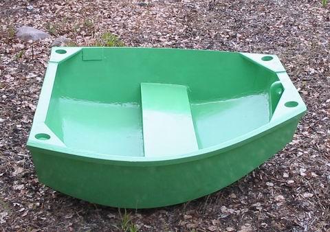 Half pea green
