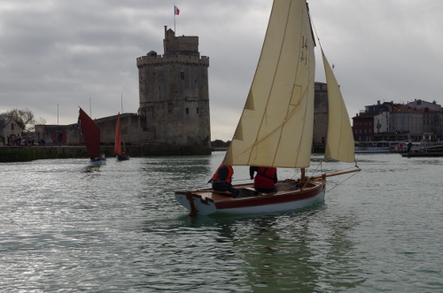 Voile au tiers dans le vieux port